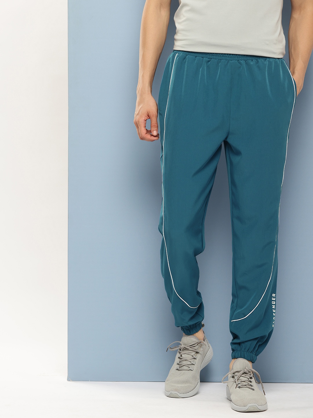 

Slazenger Men Ultra Dry Sports Joggers, Teal