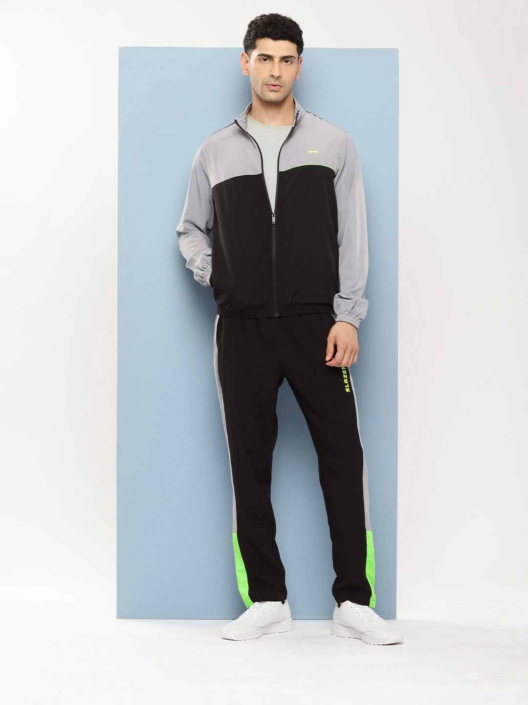 

Slazenger Ultra Dry Colourblocked Active Sports Tracksuit, Black