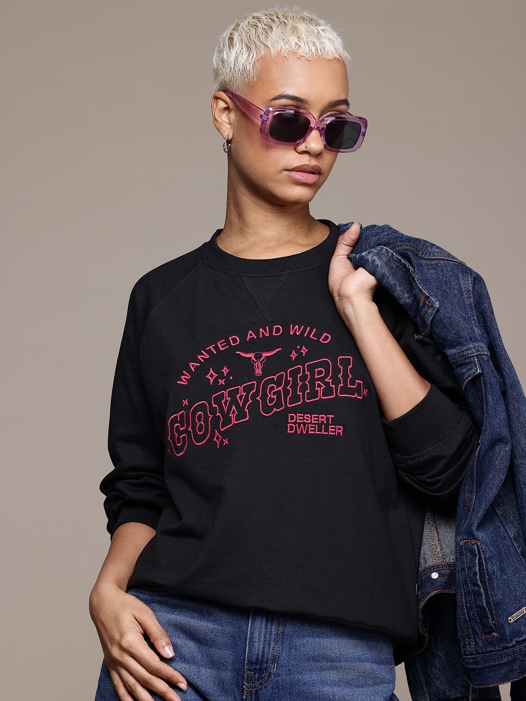 

The Roadster Lifestyle Co. Embroidered Sweatshirt, Black