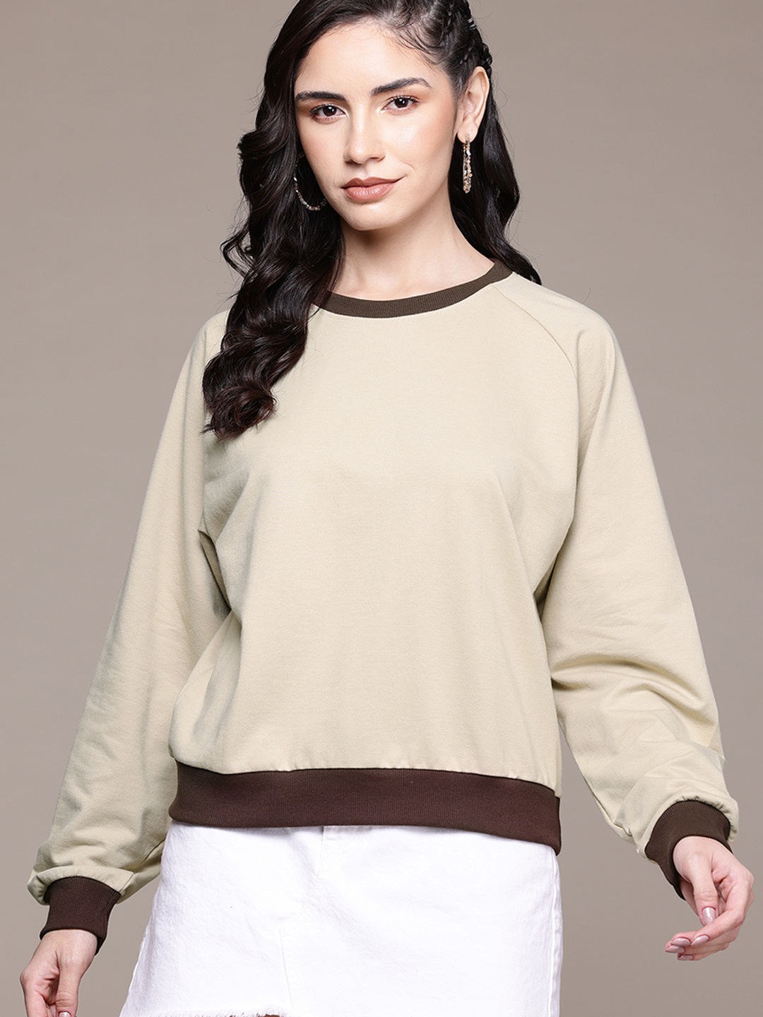 

Roadster Women Raglan Sleeves Sweatshirt, Beige