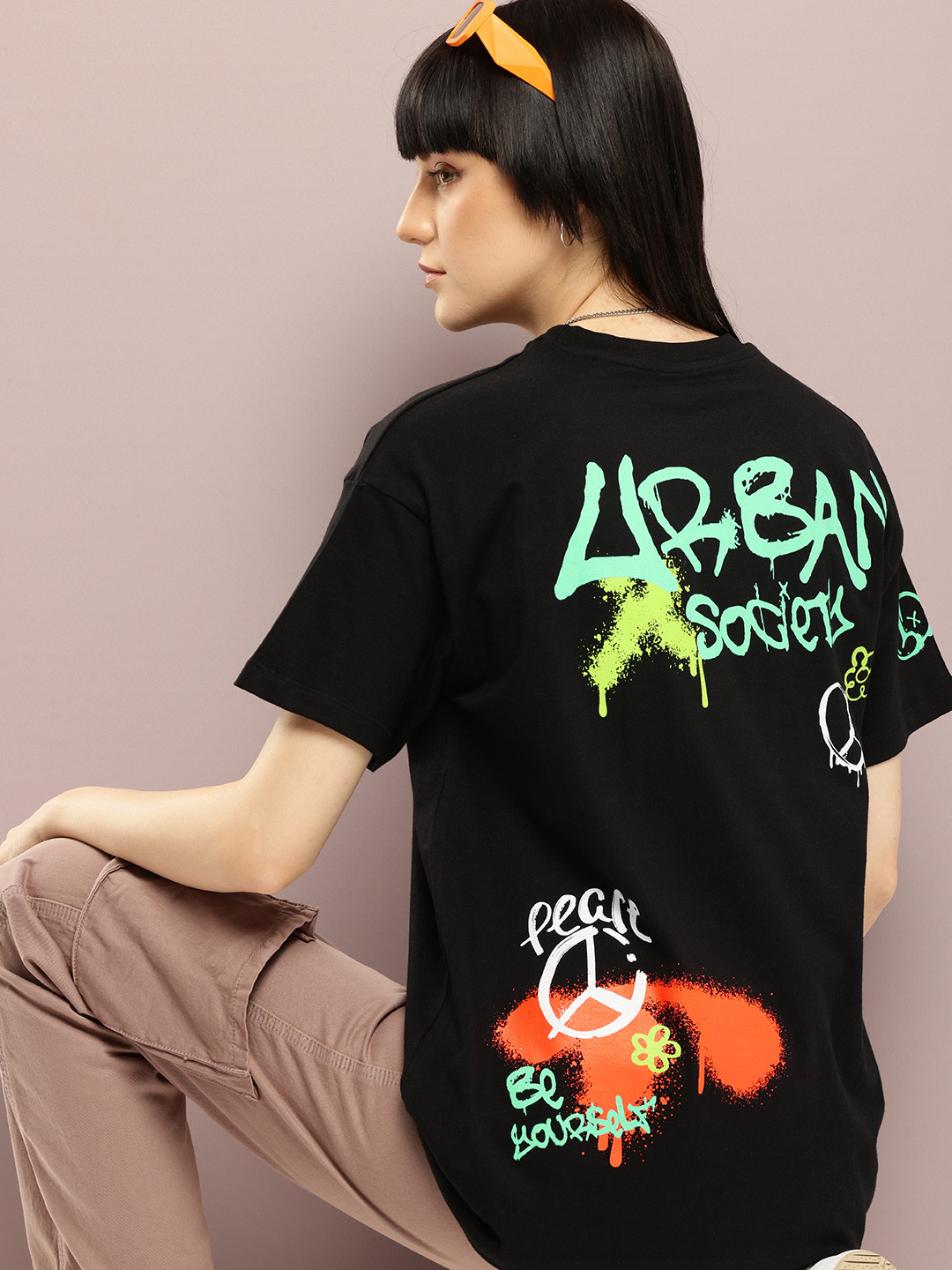 

Kook N Keech Pure Cotton Printed Drop-Shoulder Sleeves Oversized T-shirt, Black