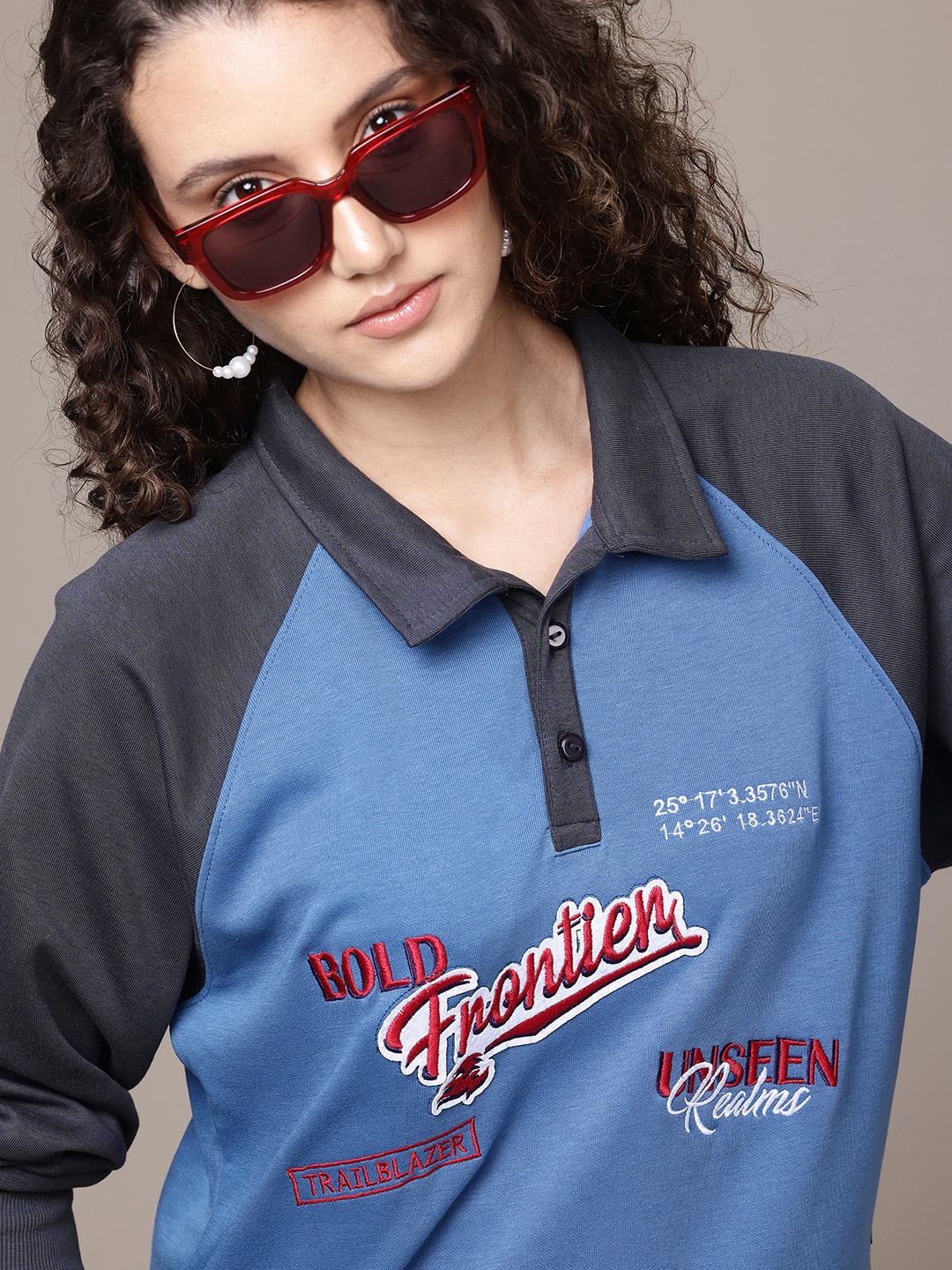 

The Roadster Lifestyle Co. Printed Hooded Raglan Sleeve Sweatshirt, Blue