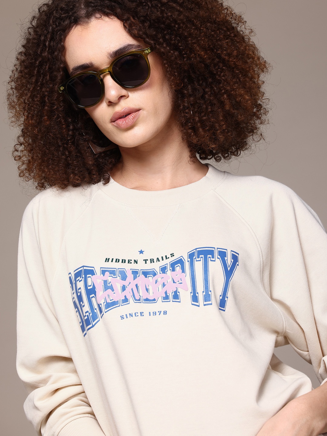 

Roadster The Lifestyle Co. Typography Printed Sweatshirt, Off white