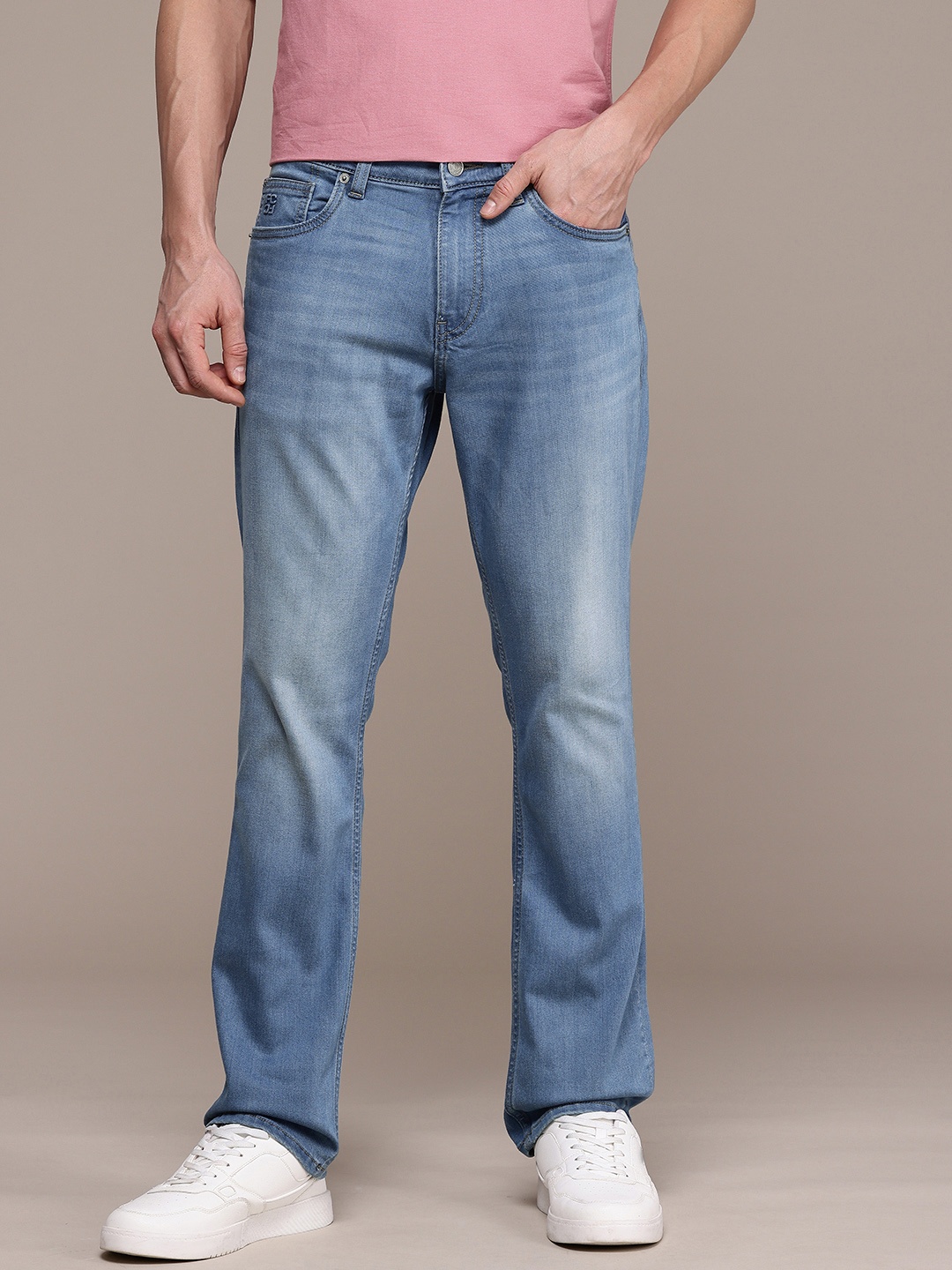 

French Connection Men Light Fade Stretchable Jeans, Blue