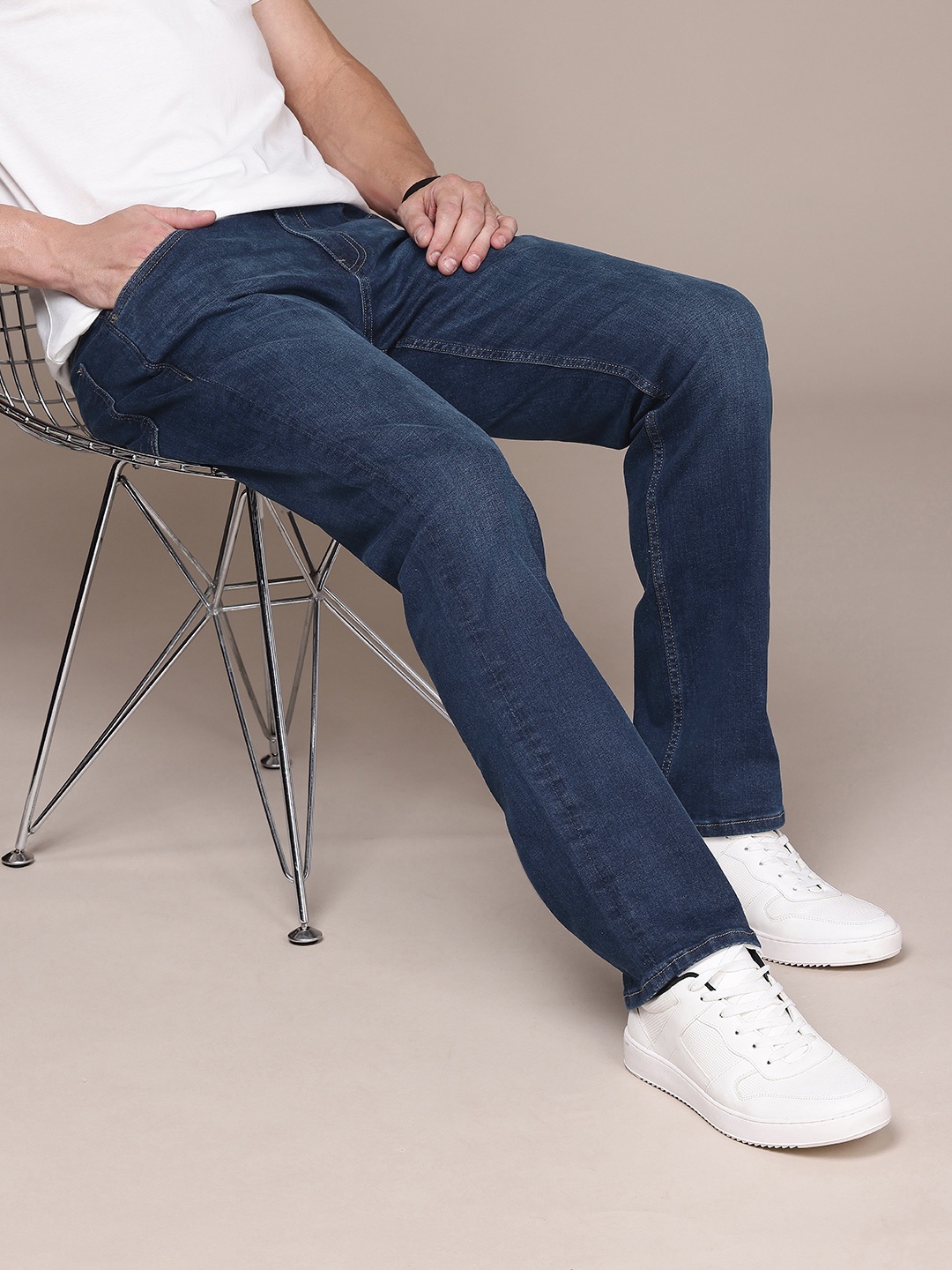 

French Connection Men Light Fade Stretchable Jeans, Blue