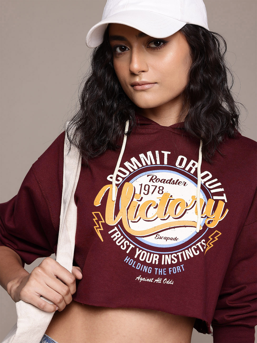 

The Roadster Lifestyle Co. Printed Hooded Crop Sweatshirt, Burgundy