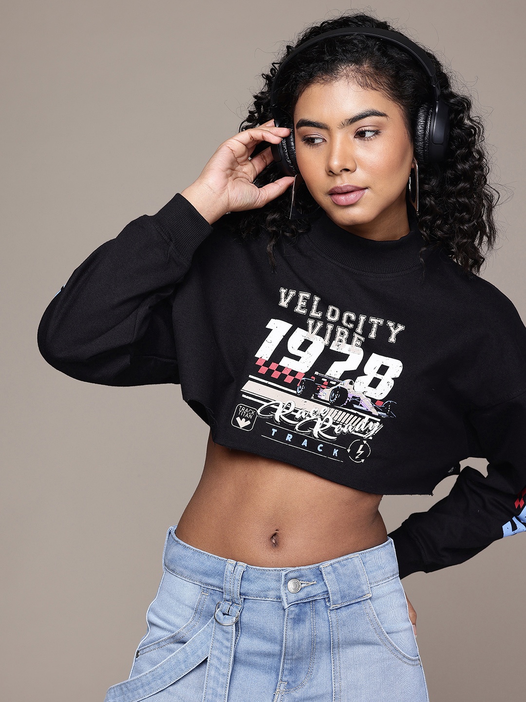 

The Roadster Life Co. Printed Boxy Fit Crop Sweatshirt, Black