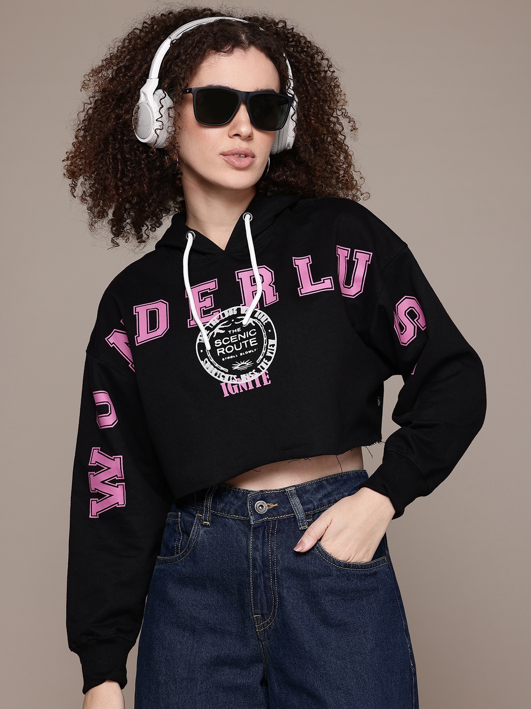 

The Roadster Lifestyle Co. Printed Hooded Cropped Sweatshirt, Black