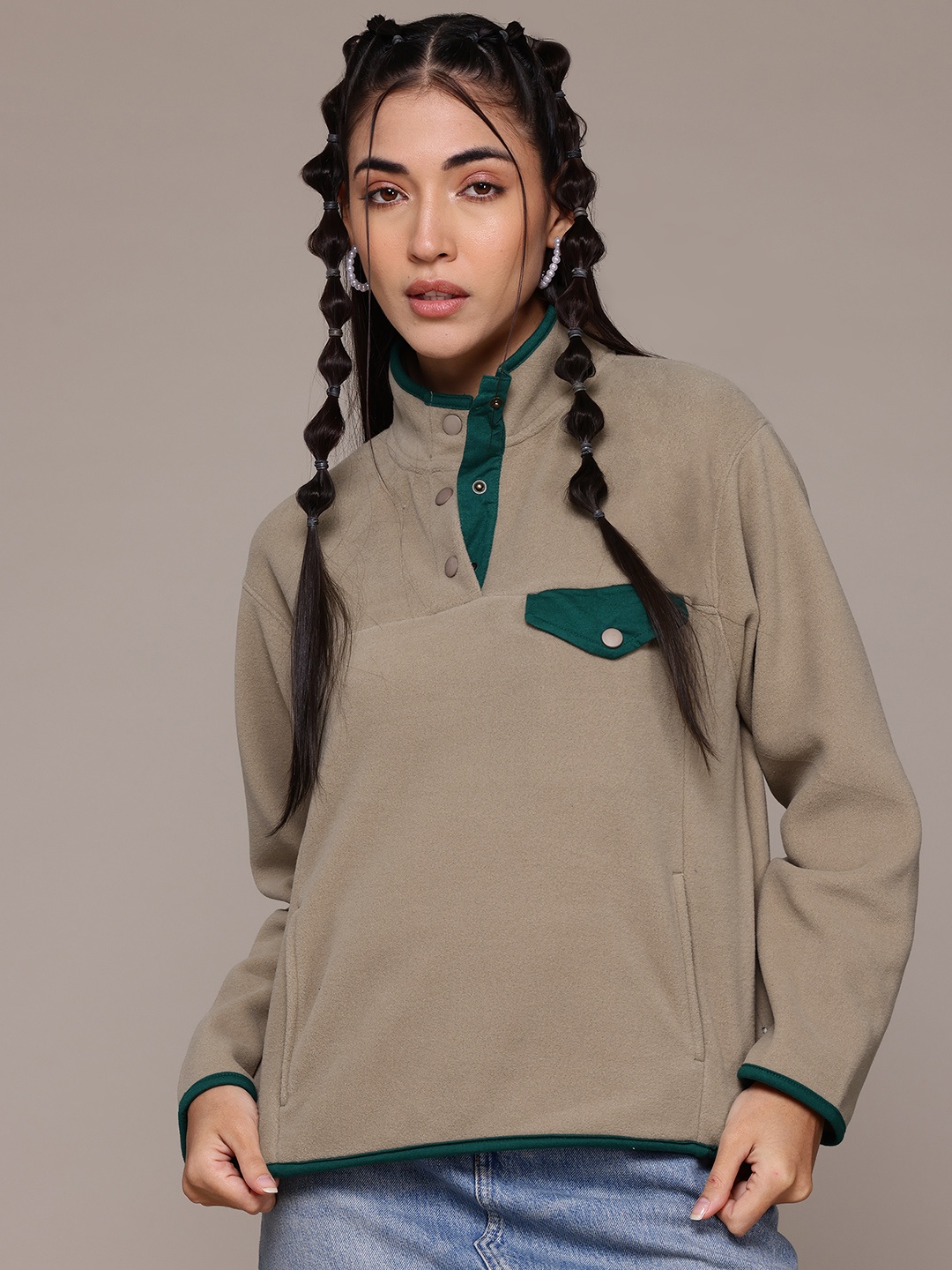 

The Roadster Lifestyle Co. Fleece Sweatshirt, Taupe