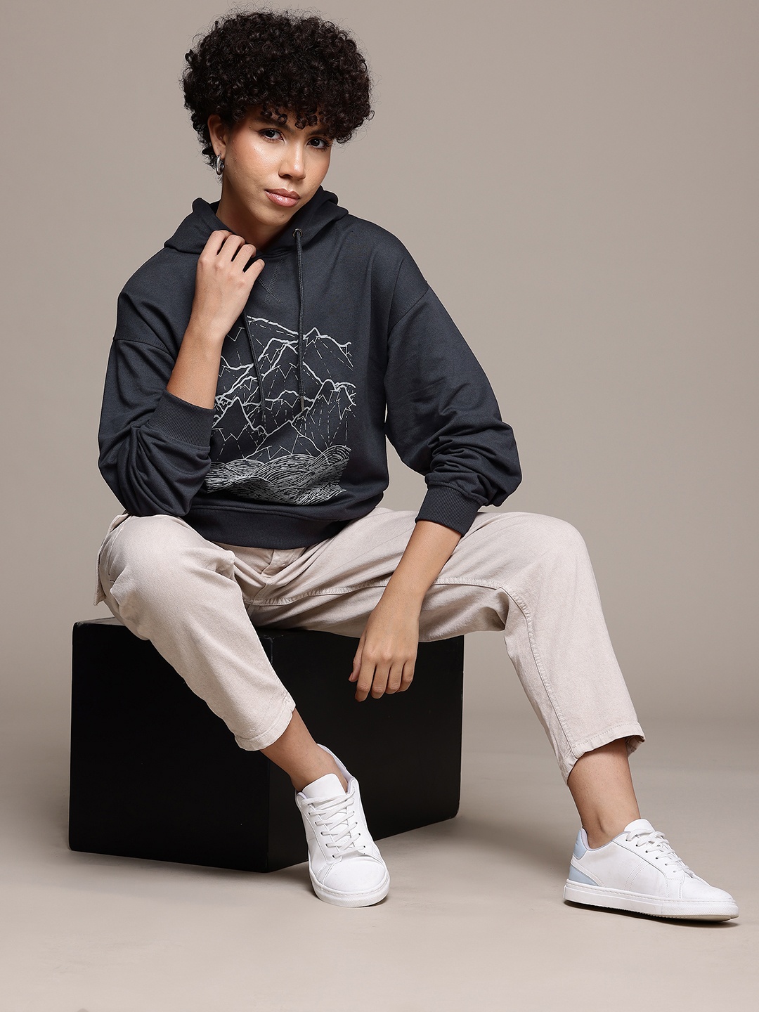 

Roadster The Lifestyle Co Printed Hooded Sweatshirt, Charcoal