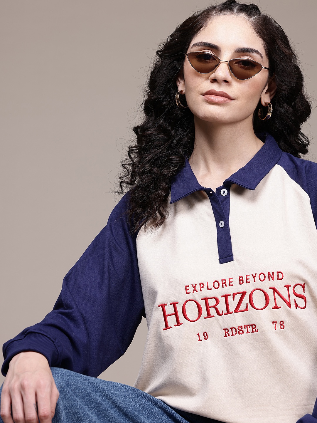 

The Roadster Lifestyle Co. Sweatshirt With Applique-Detail, Navy blue