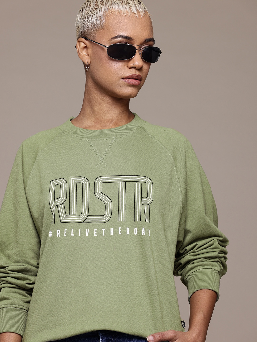 

The Roadster Lifestyle Co. Raglan Sleeves Printed Sweatshirt, Green