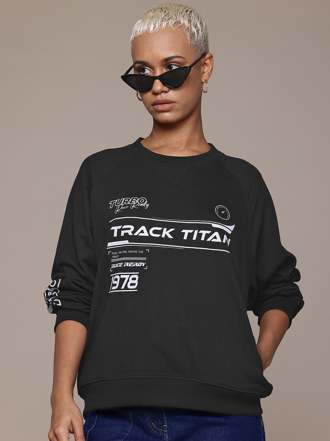 

The Roadster Lifestyle Co. Women Printed Sweatshirt, Black