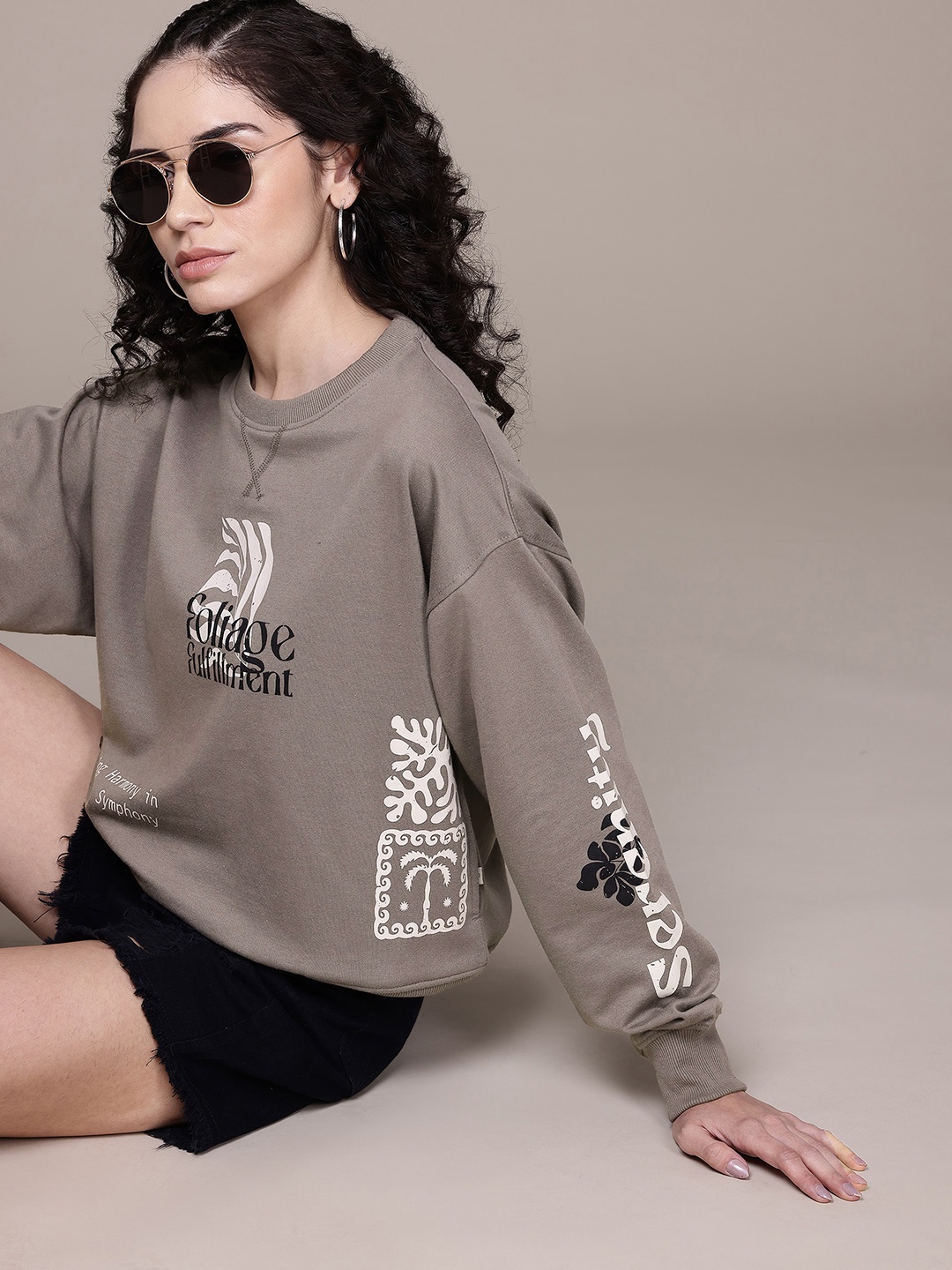 

The Roadster Lifestyle Co. Women Printed Relaxed Fit Sweatshirt, Taupe