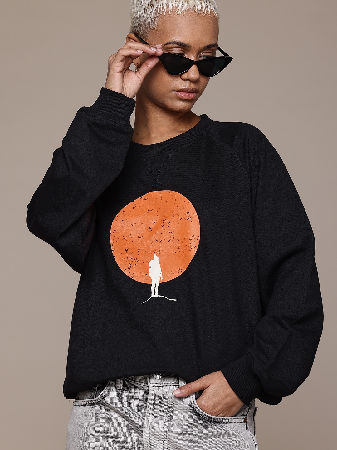 

The Roadster Lifestyle Co. Printed Raglan Sleeve Sweatshirt, Black