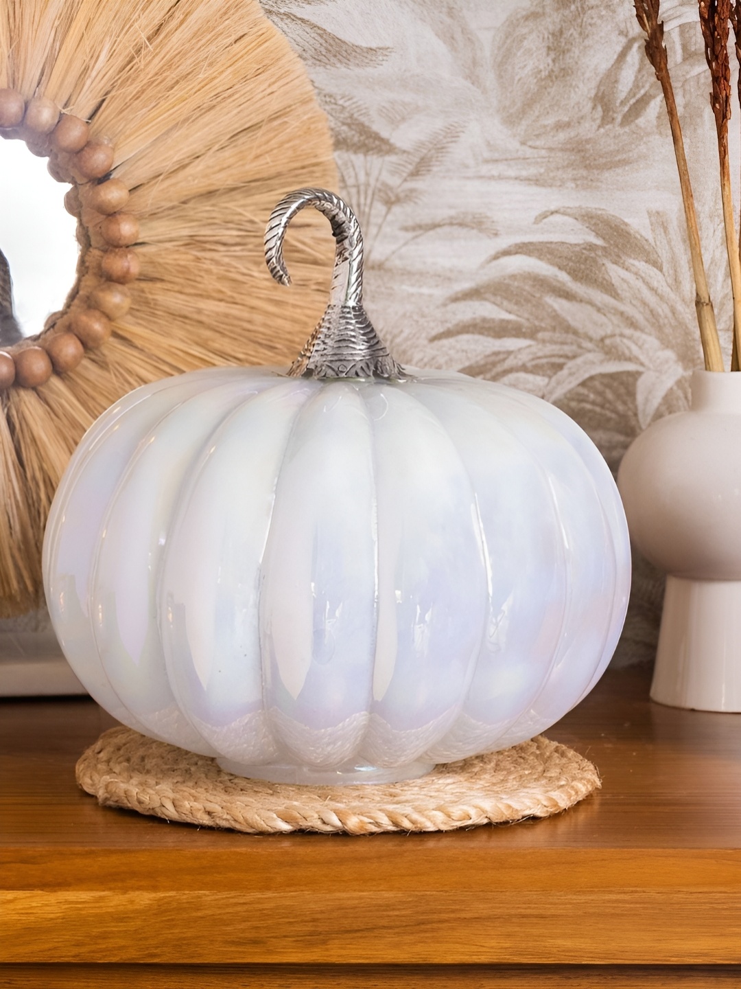 

Artstory Ventures White Pumpkin Glass Showpiece