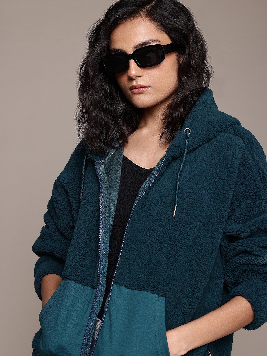 

The Roadster Lifestyle Co. Hooded Sherpa Sweatshirt, Teal