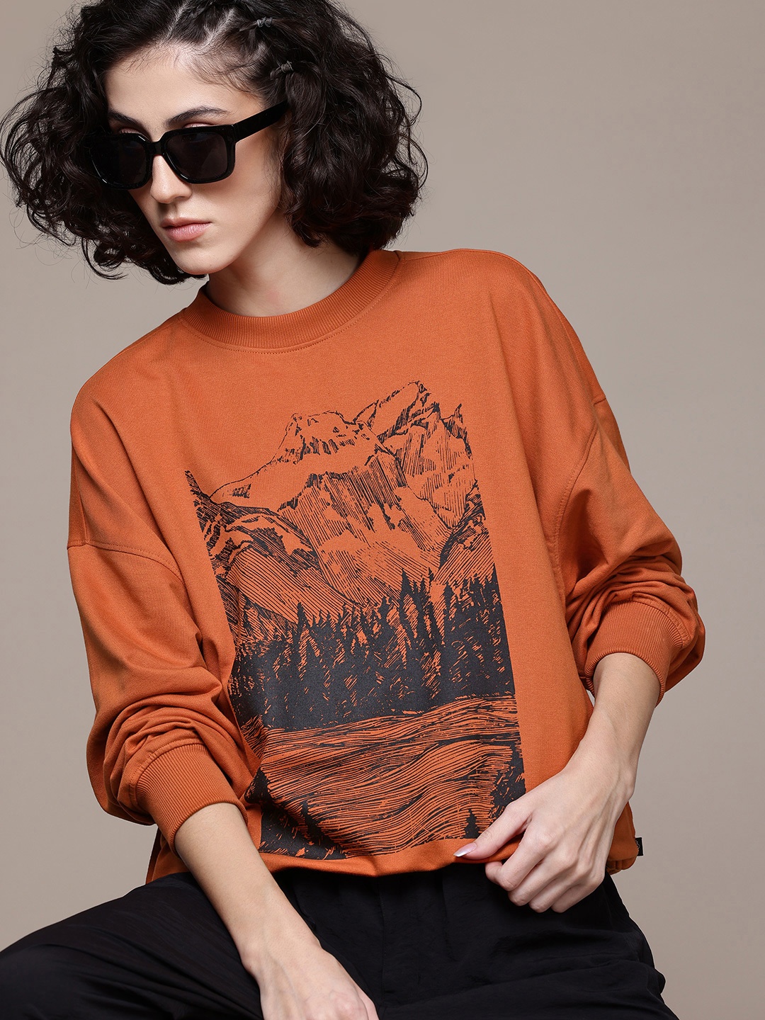 

The Roadster Lifestyle Co. Women Printed Sweatshirt, Orange