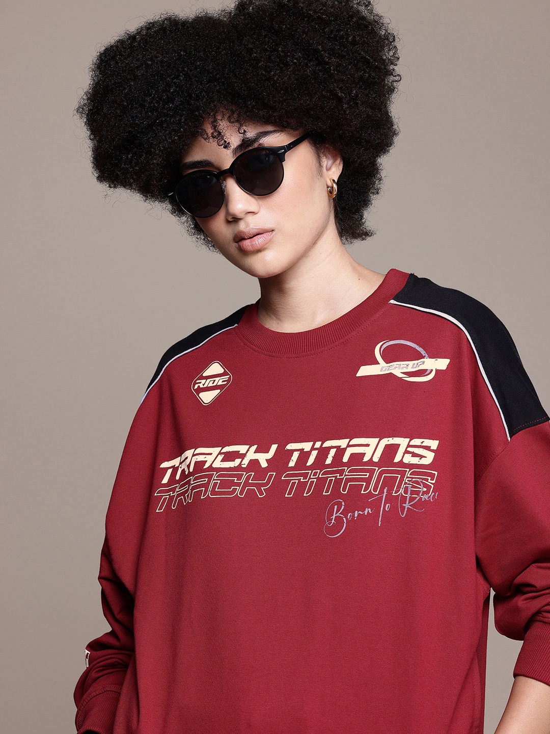 

The Roadster Lifestyle Co. Printed Drop-Shoulder Sleeves Sweatshirt, Maroon