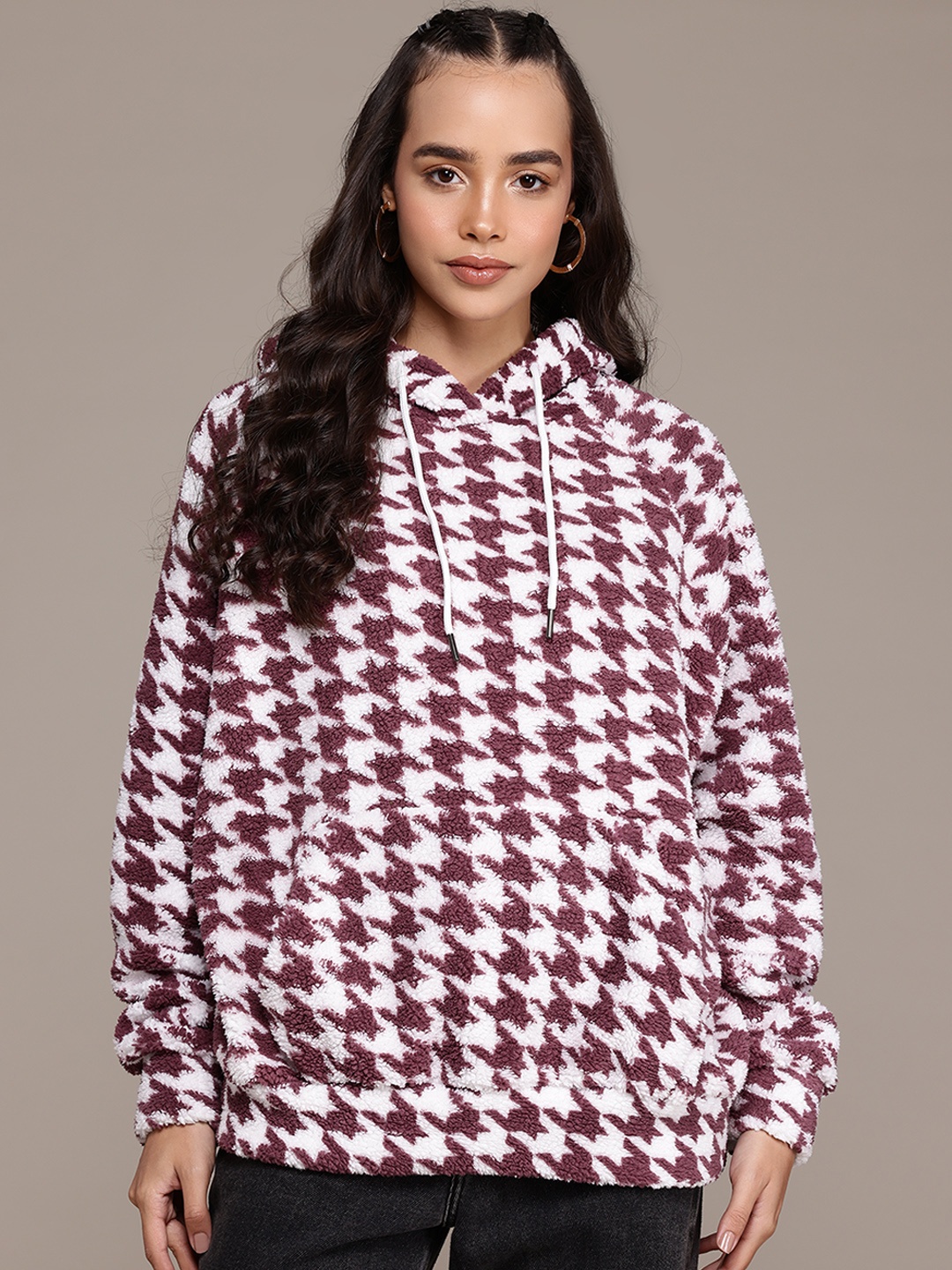

The Roadster Lifestyle Co. Checked Hooded Sherpa Sweatshirt, Burgundy