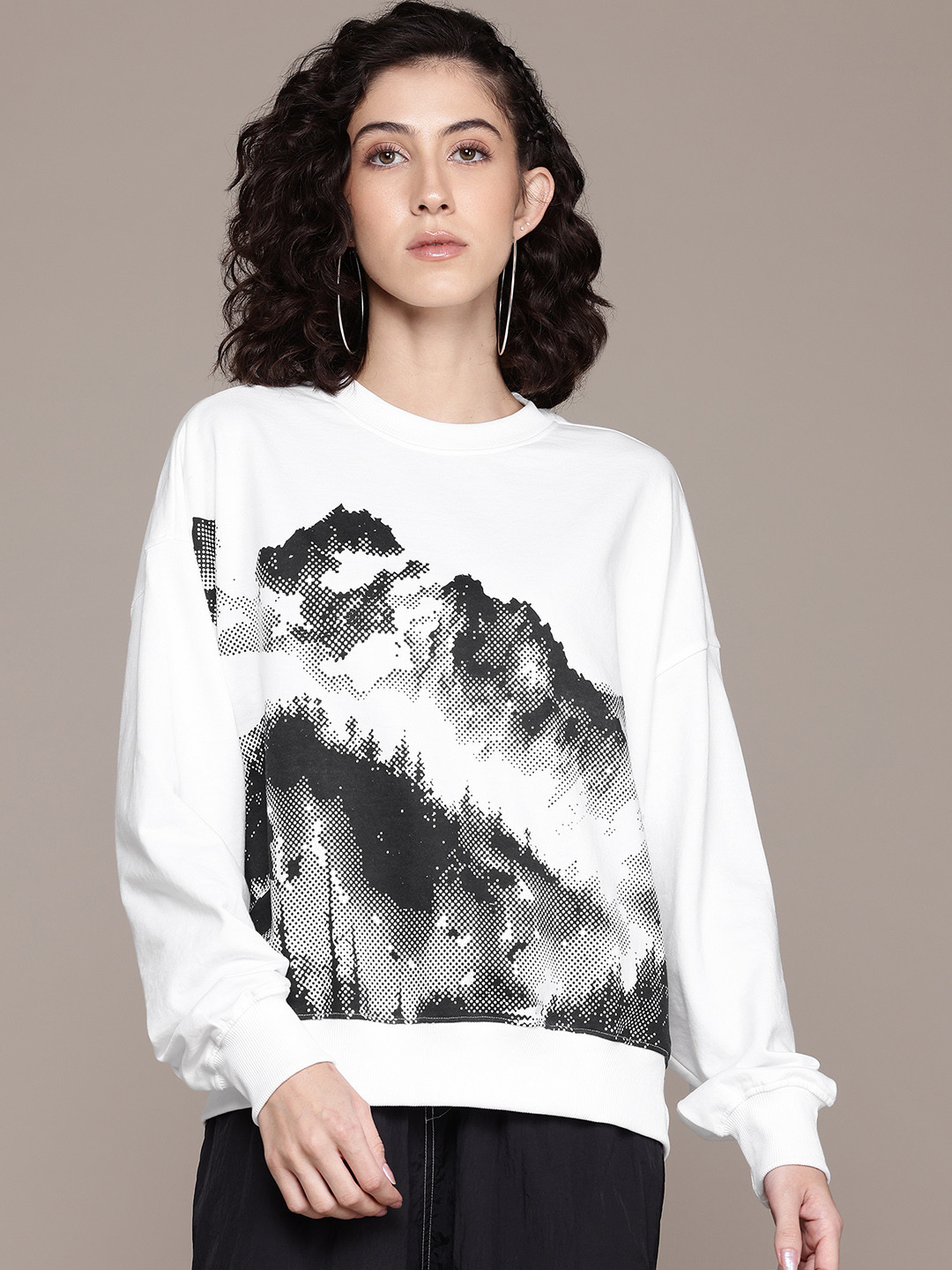

The Roadster Lifestyle Co. Printed Pullover Sweatshirt, White