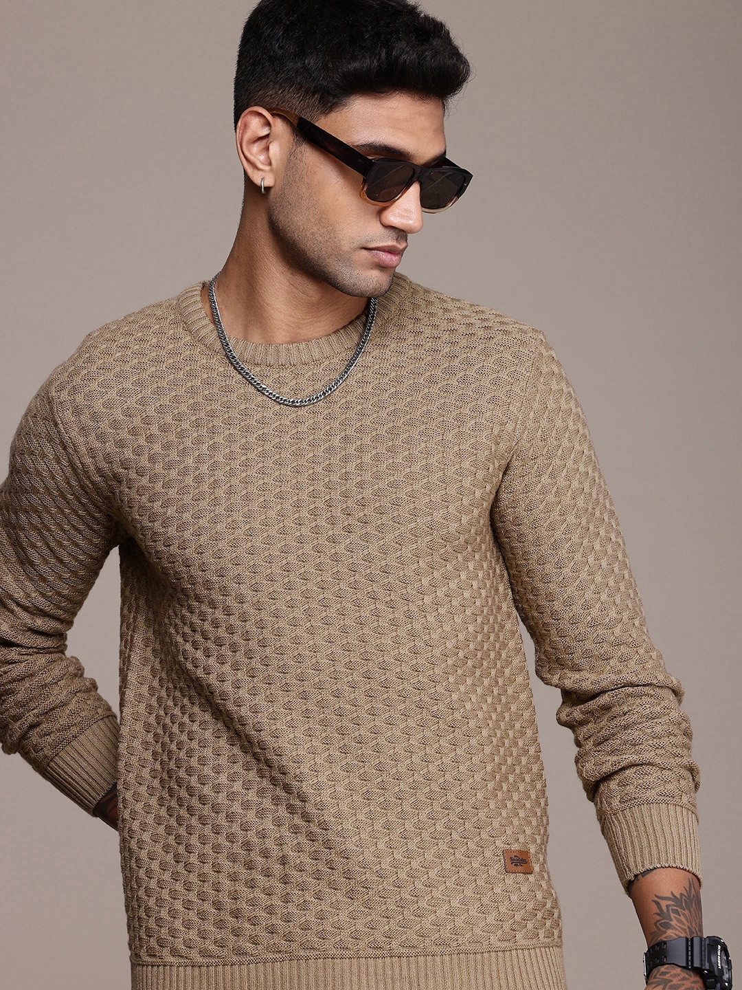 

The Roadster Life Co. Geometric Self Designed Pure Acrylic Pullover, Camel brown
