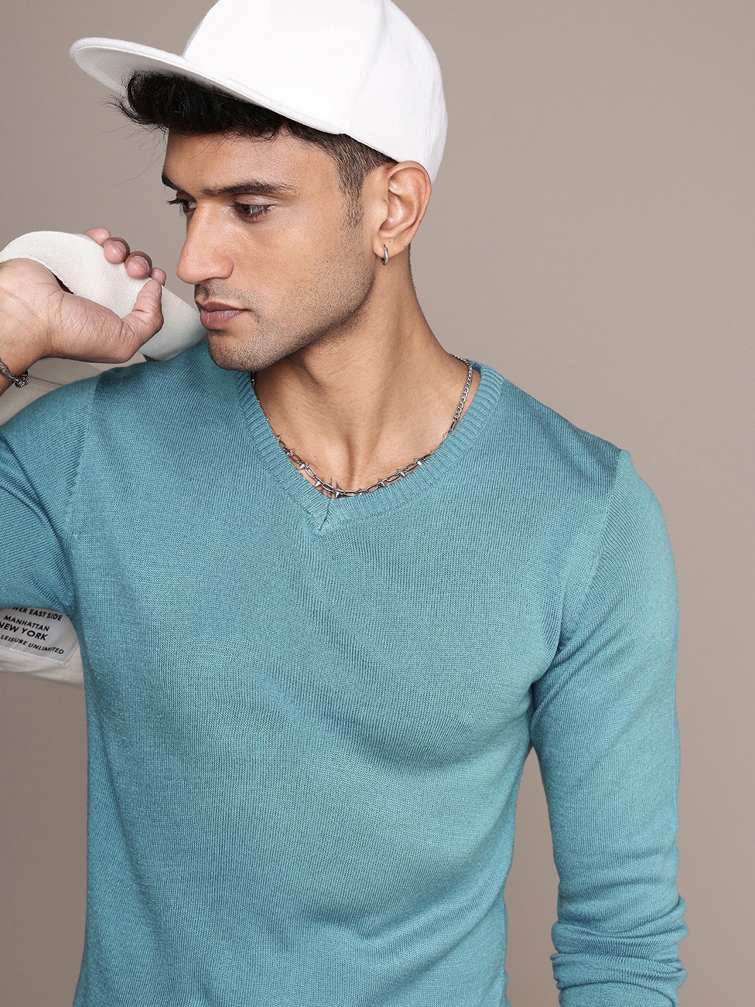 

The Roadster Life Co. V-Neck Knitted Pullover Sweaters, Blue