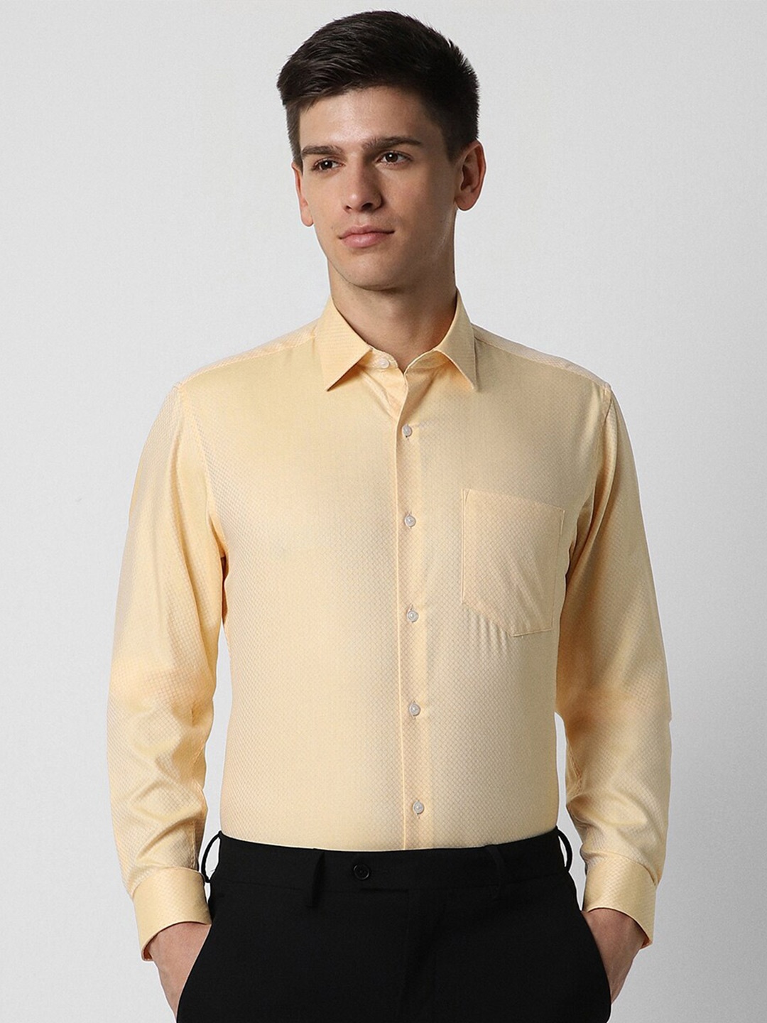 

Van Heusen Geometric Printed Opaque Cotton Party Shirt, Yellow