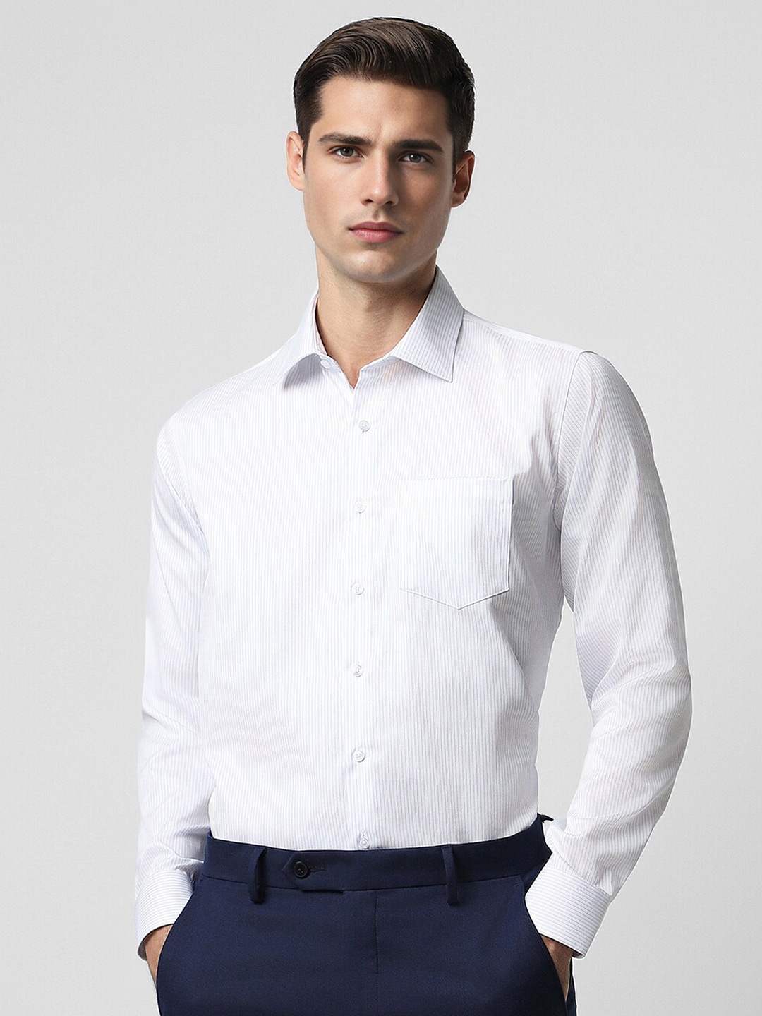 

Van Heusen Vertical Stripes Opaque Cotton Formal Shirt, White