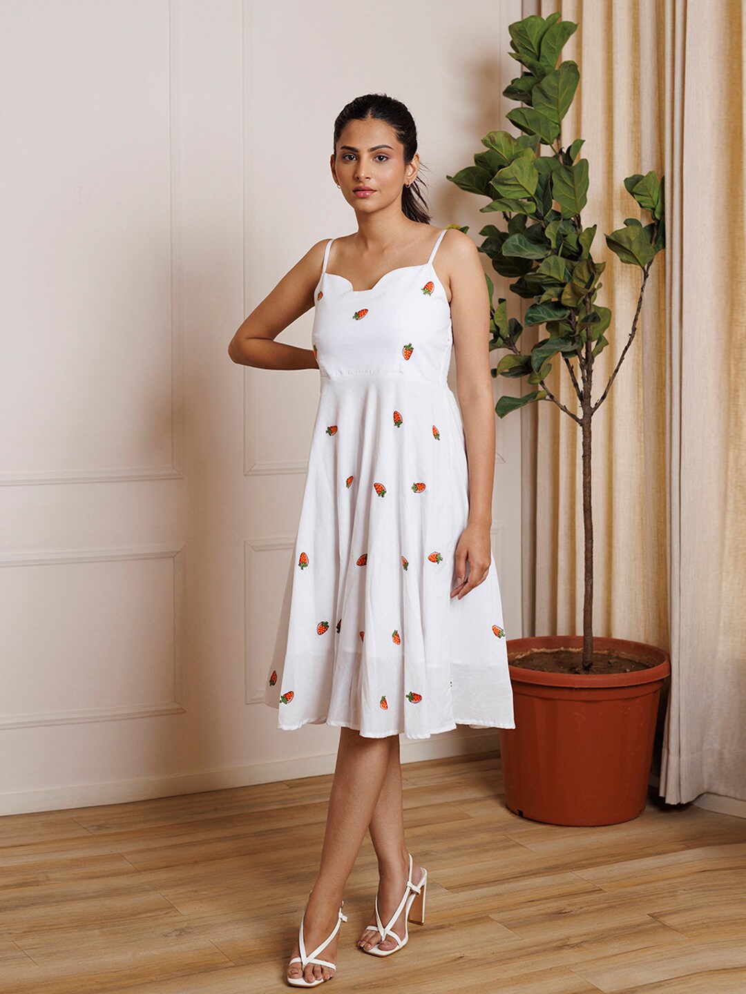 

Ragavi Conversational Printed Shoulder Strap Smocked Fit & Flare Dress, White