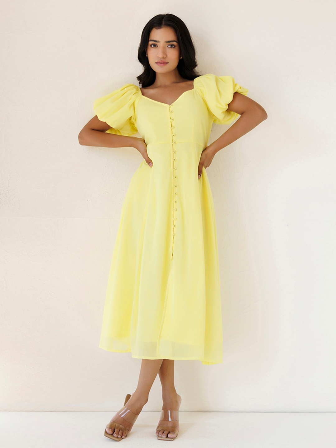 

Ragavi Sweetheart Neck Puff Sleeves Chiffon A-Line Midi Dress, Yellow