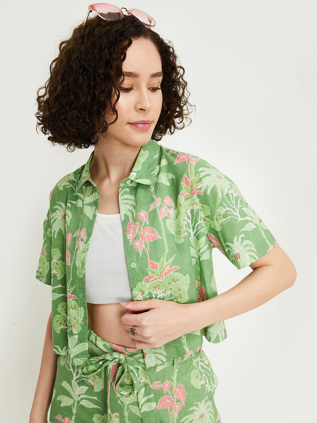 

max Floral Printed Spread Collar Short Sleeves Straight Casual Shirt, Green