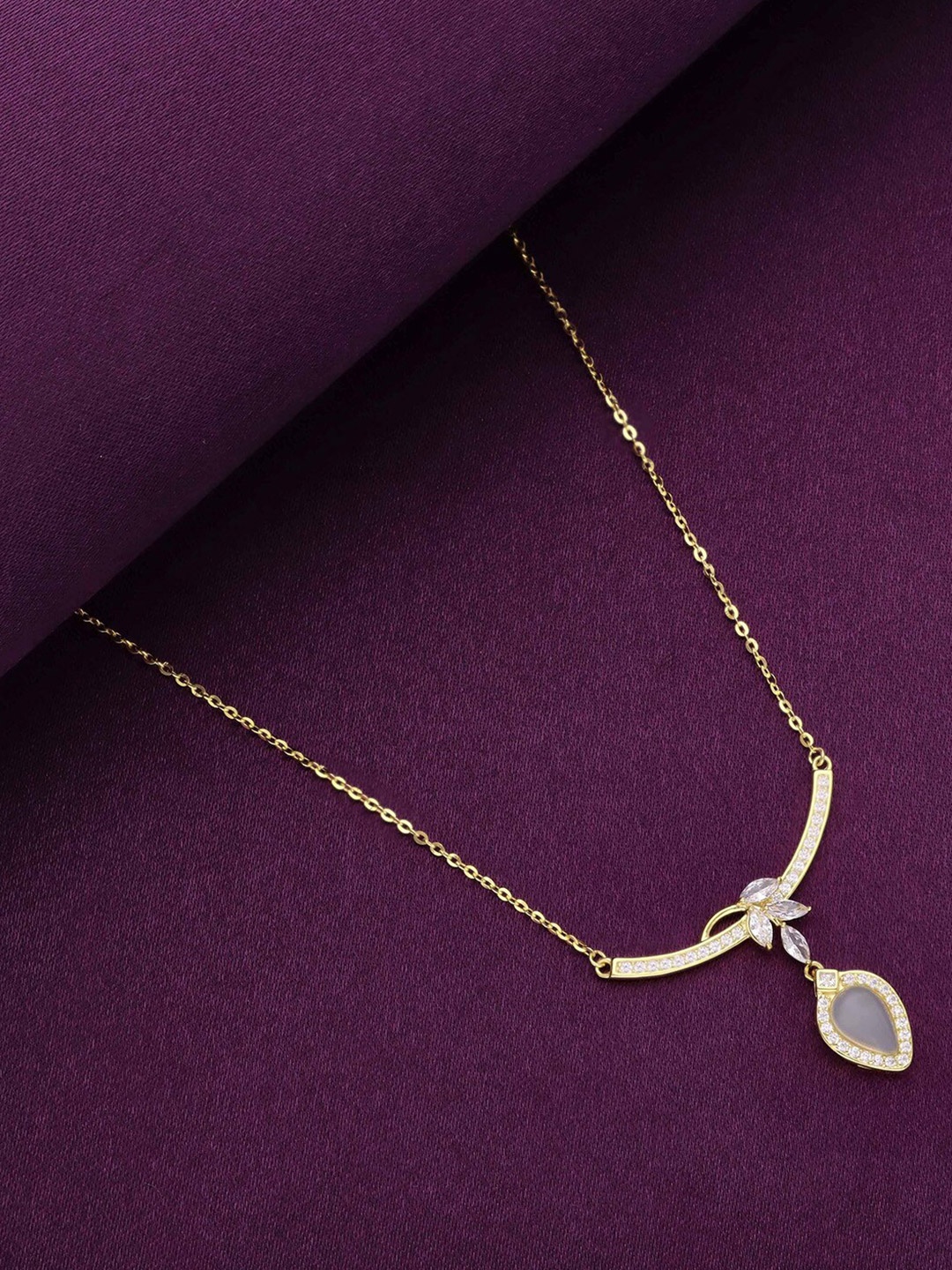 

KAI JEWEL 925 Sterling Silver Gold-Plated Necklace