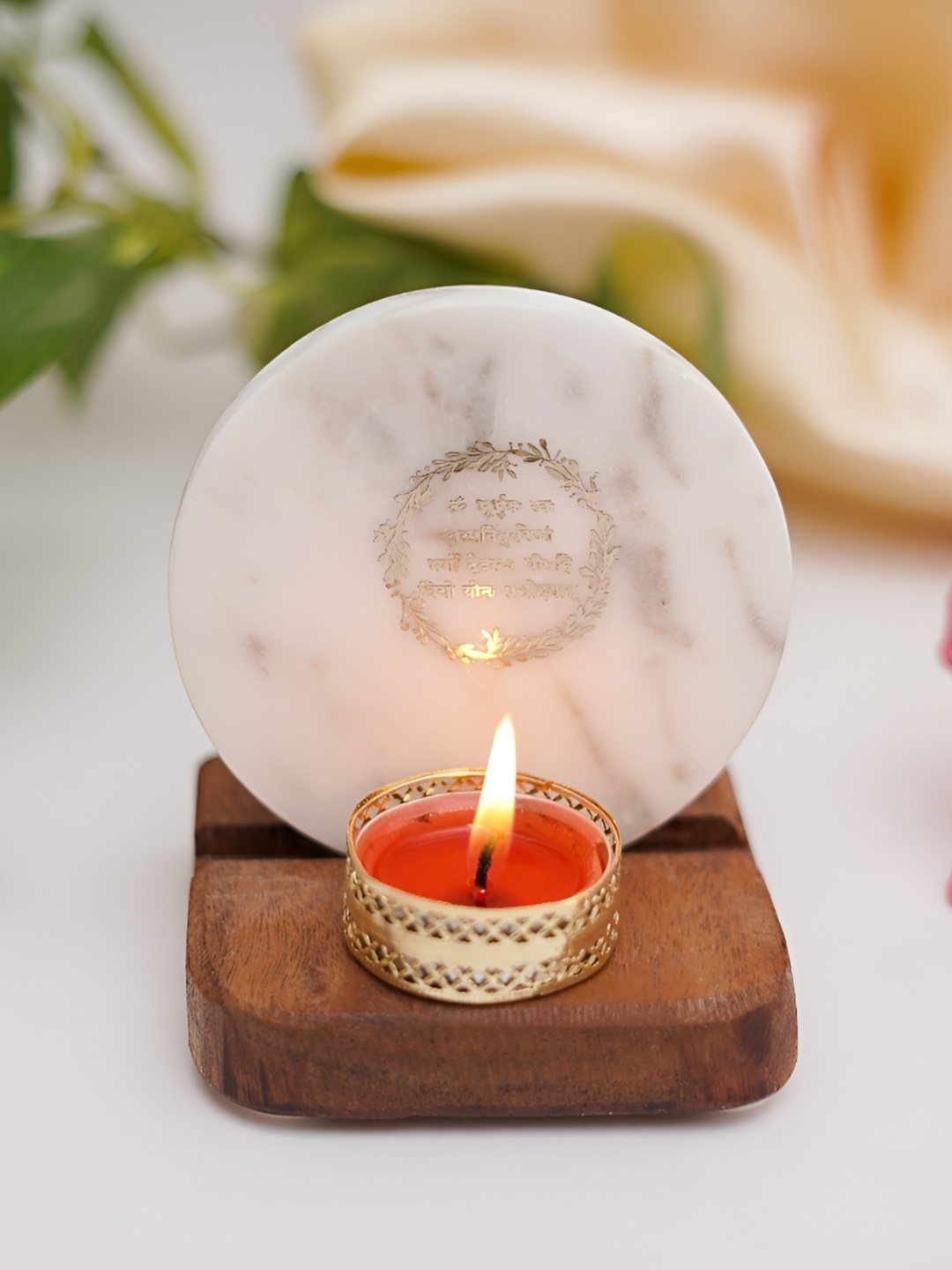 

HOMEARTE White Wood Candle Holder