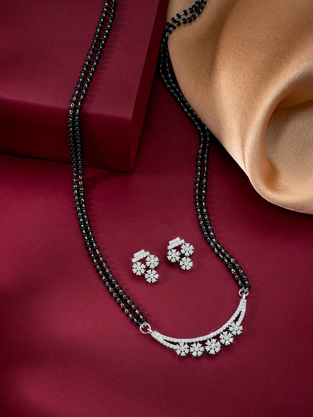 

Peora Silver-Plated Artificial Stones and Beads Mangalsutra