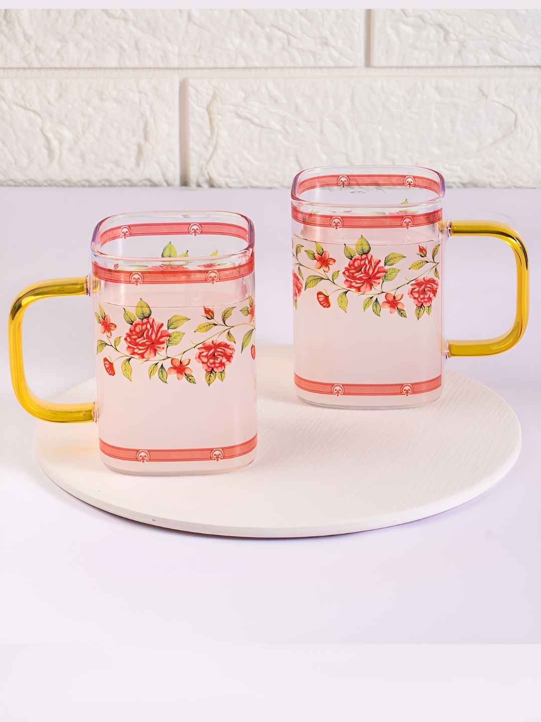 

Strokes by Namrata Mehta Red 2 Pcs Floral Printed Glass Transparent Mugs