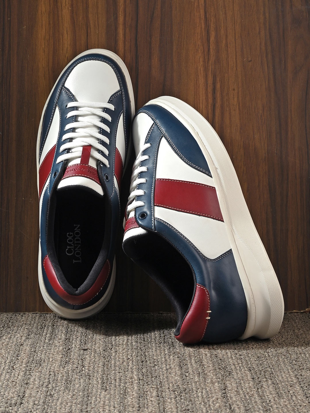 

CLOG LONDON Men Colourblocked Sneakers, White