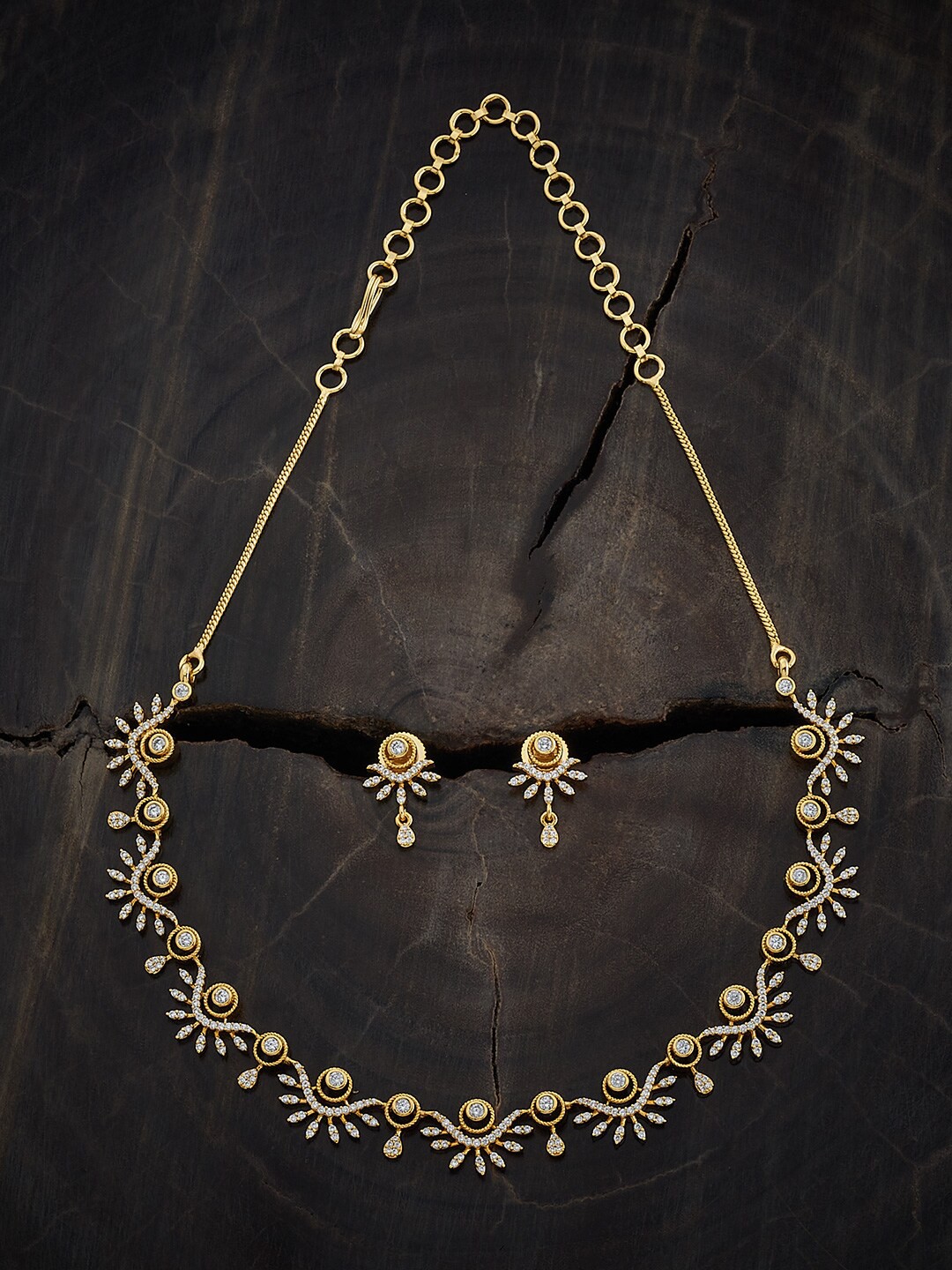 

Kushal's Fashion Jewellery Gold-Plated Cubic Zirconia Studded Jewellery Set