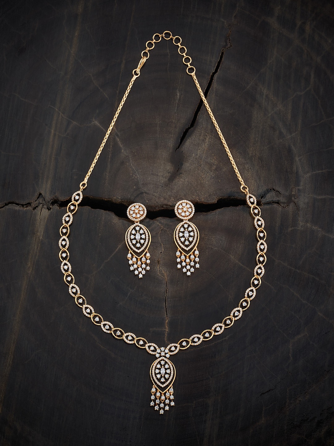

Kushal's Fashion Jewellery Gold-Plated Cubic Zirconia Studded Jewellery Set