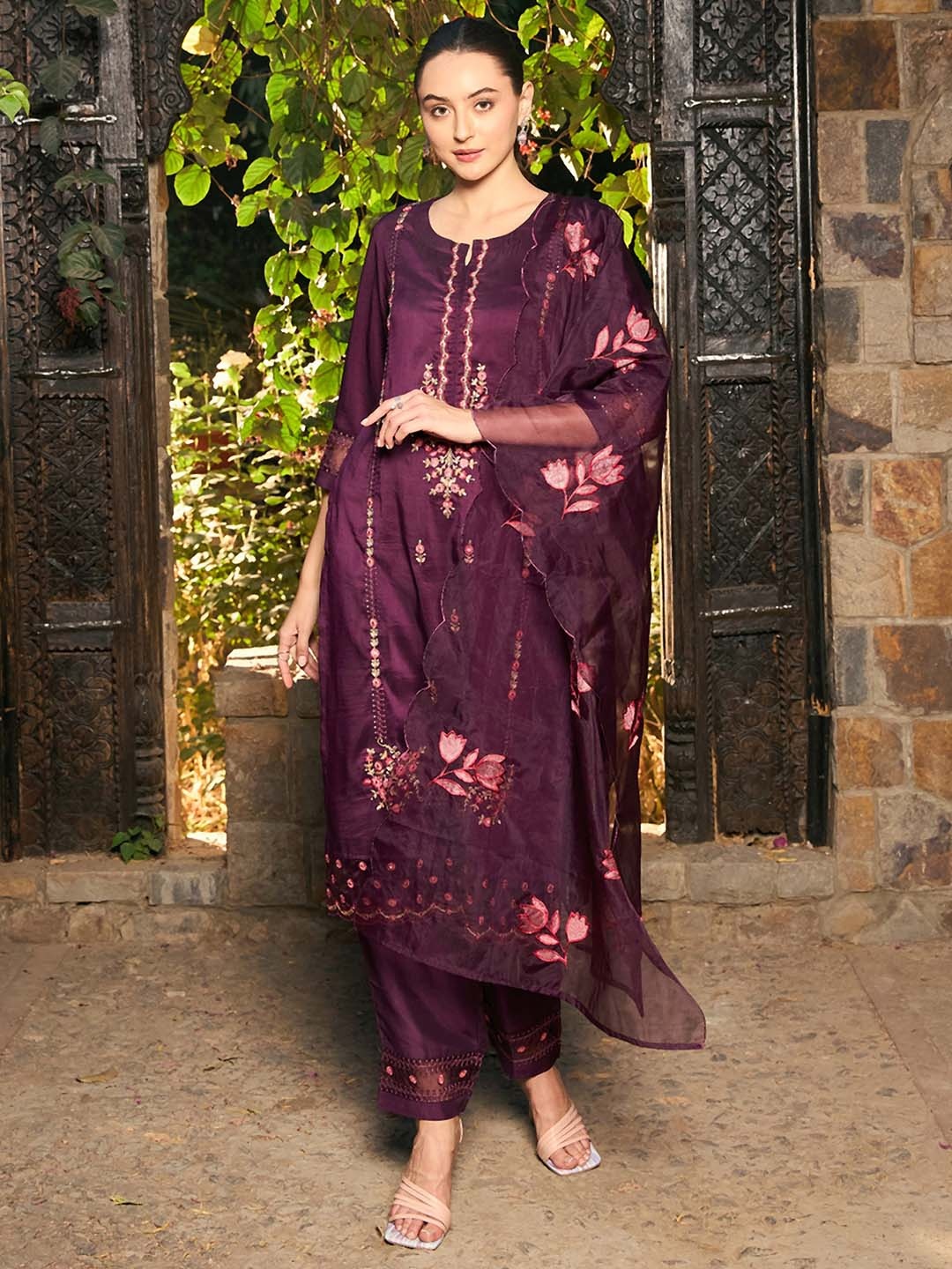 

Indo Era Burgundy Floral Embroidered Thread Work Kurta With Trousers & Dupatta