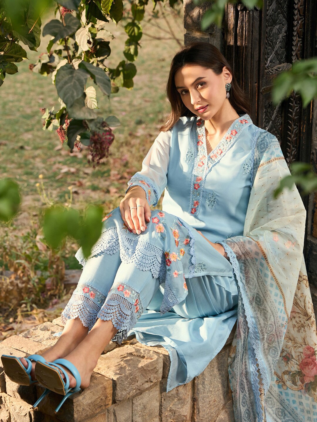

Indo Era Blue Floral Embroidered Thread Work Straight Kurta With Trousers & Dupatta