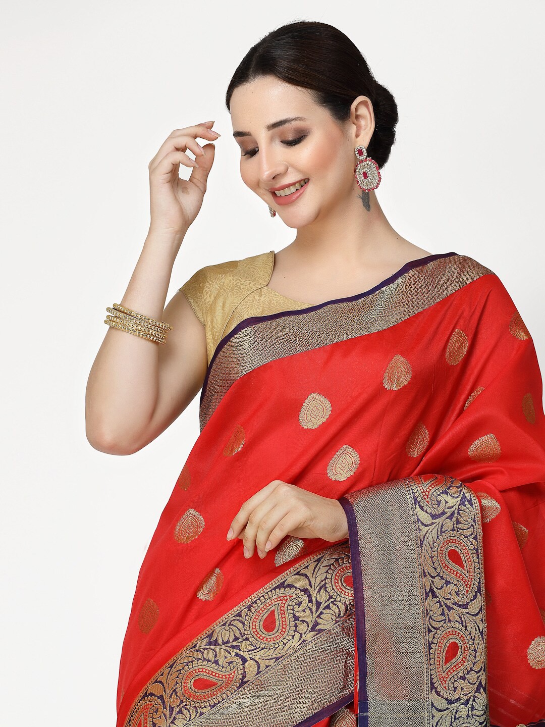 

ISHQY Woven Design Zari Art Silk Banarasi Saree, Red