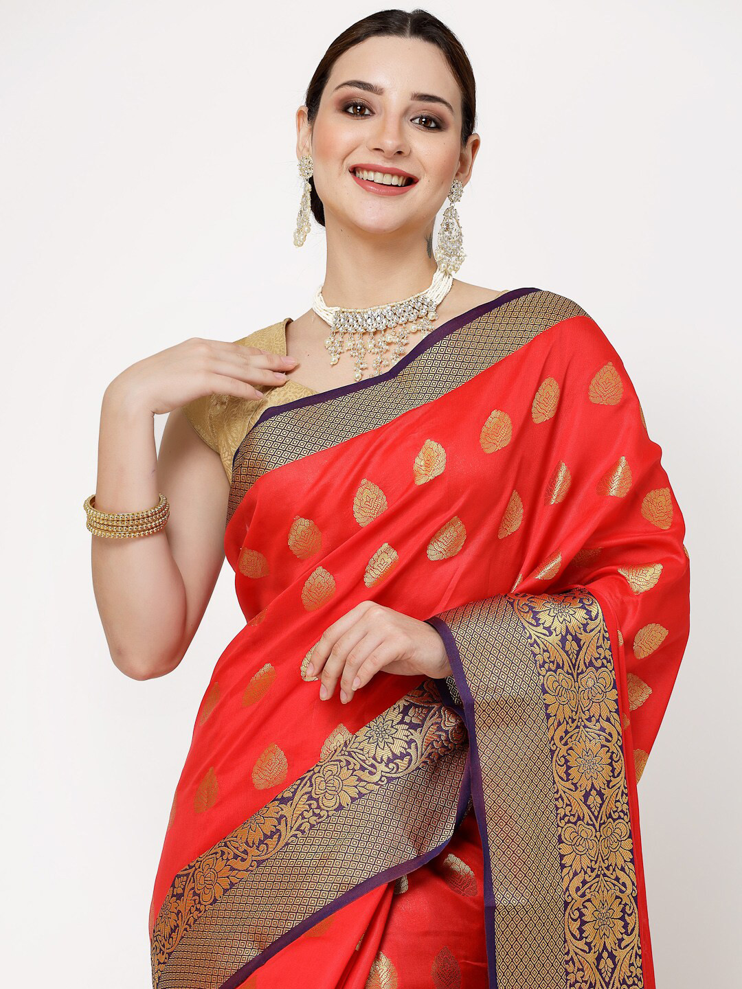 

ISHQY Woven Design Zari Art Silk Banarasi Saree, Red