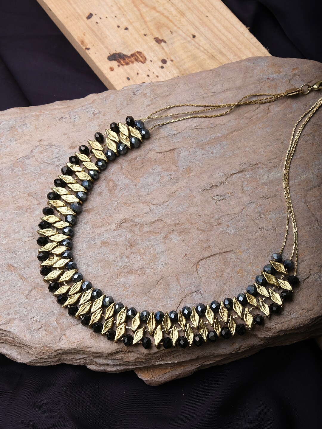 

XPNSV Brass Gold-Plated Necklace