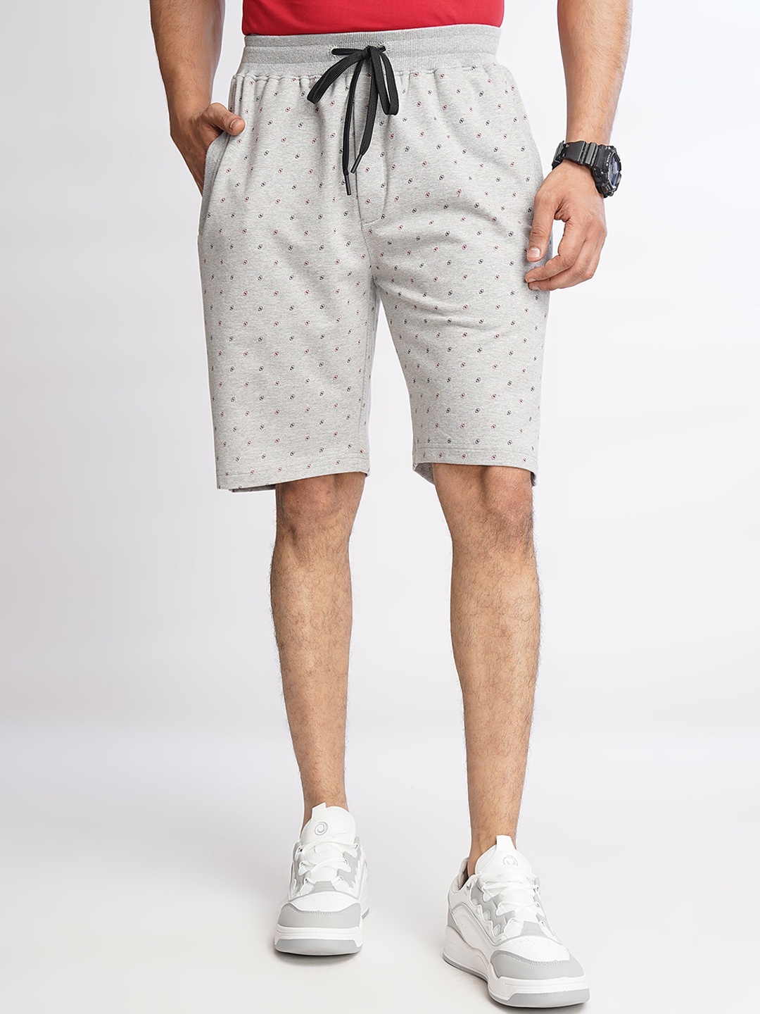 

JADE BLUE Men Geometric Printed Cotton Slim Fit Shorts, Grey