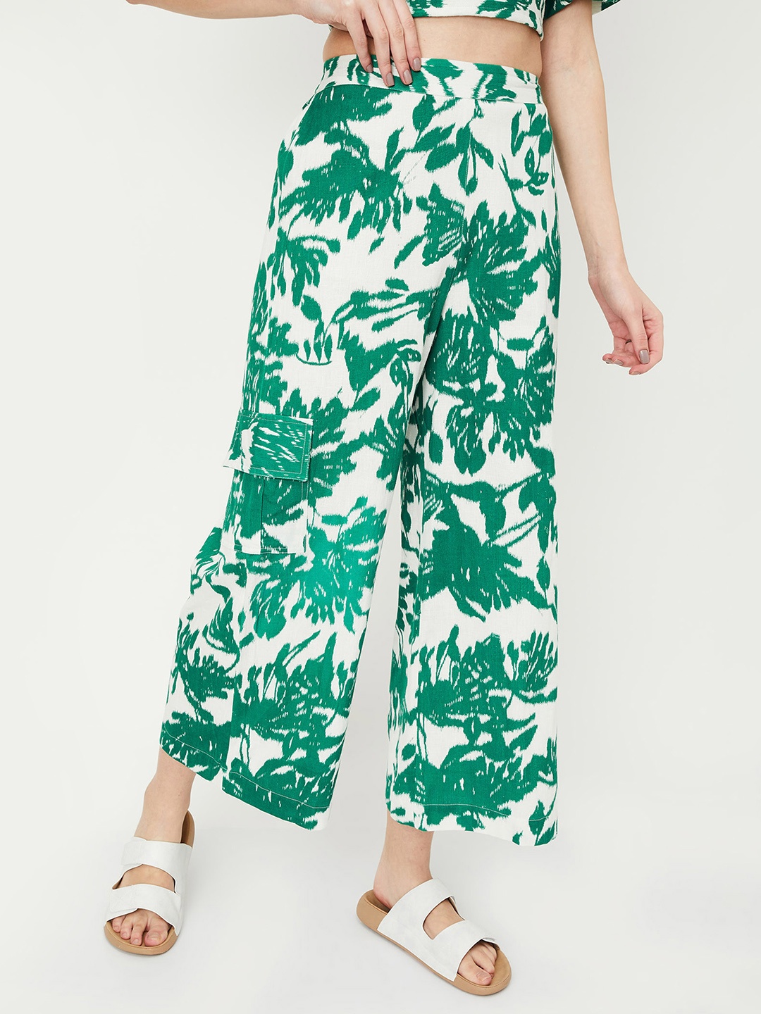 

max Women Floral Printed Palazzos With Cargo Povkets, Green