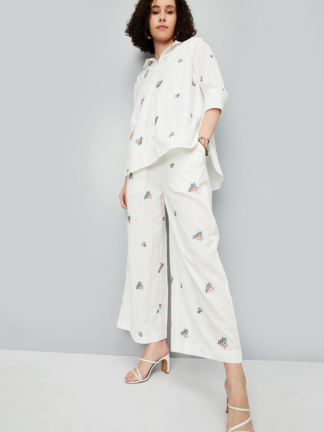 

max Women Floral Printed Straight Palazzos, Off white