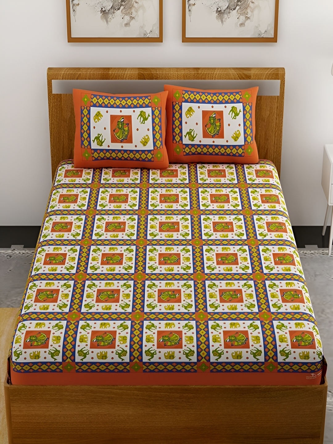 

Aura Orange & White Ethnic Motifs 120 TC Cotton Queen Bedsheet with 2 Pillow Covers