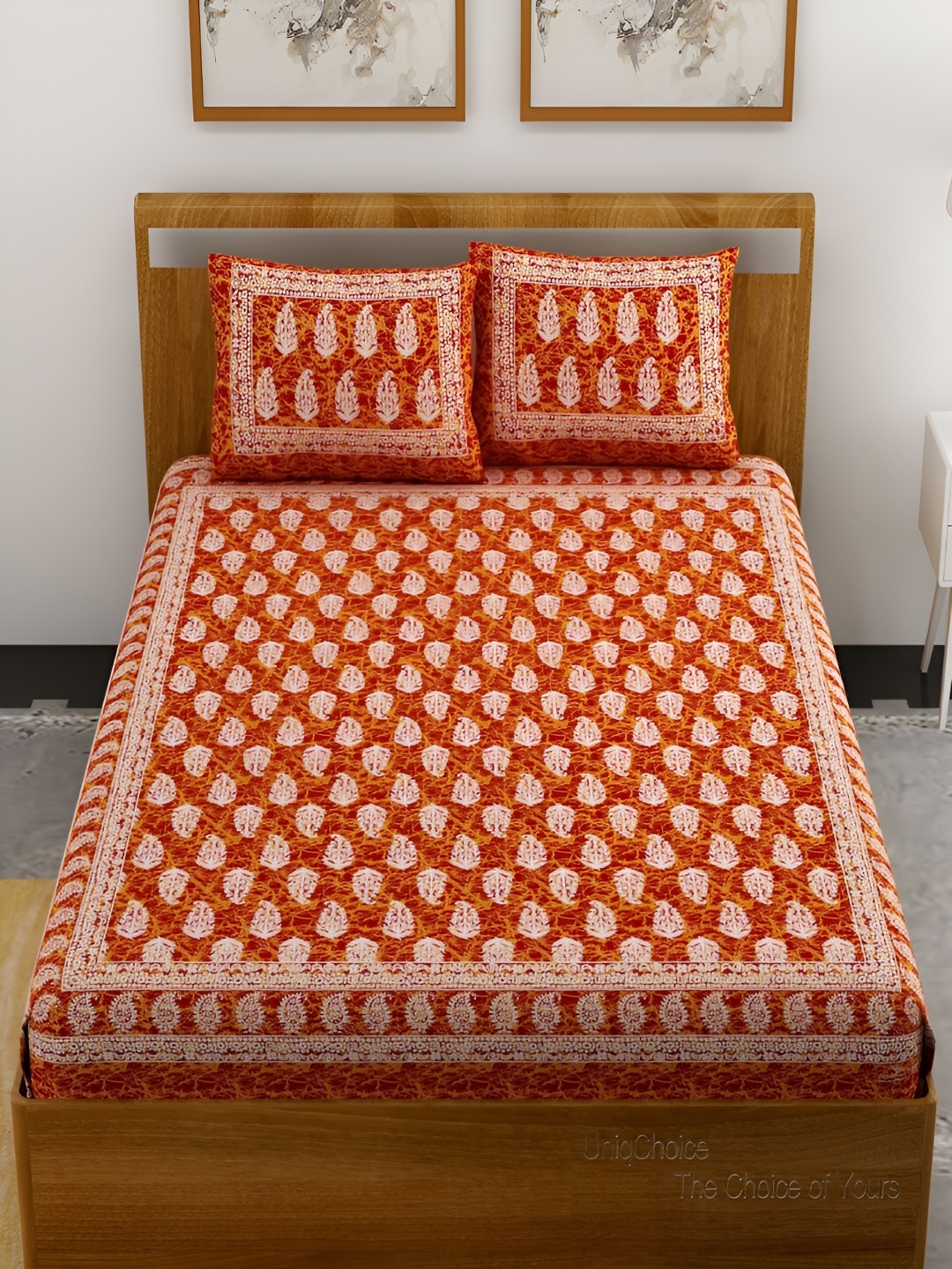 

Aura Red & White Ethnic Motifs Cotton 120 TC Queen Bedsheet with 2 Pillow Covers