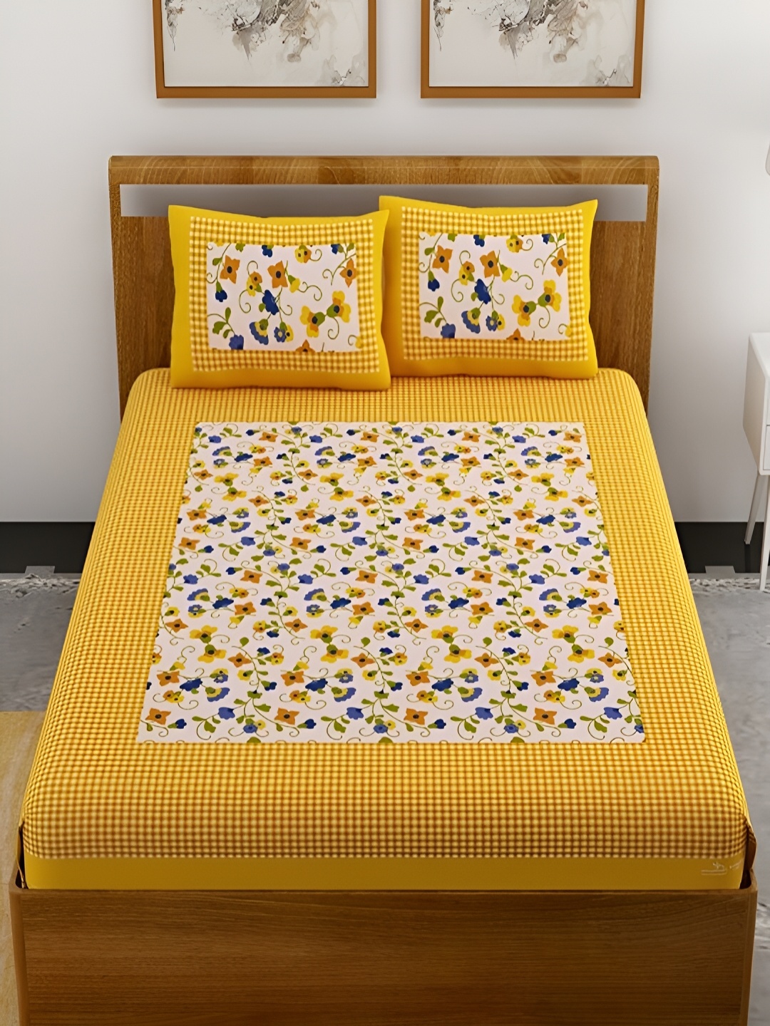 

Aura Yellow & White Floral Cotton 120 TC Queen Double Bedsheet With 2 Pillow Covers